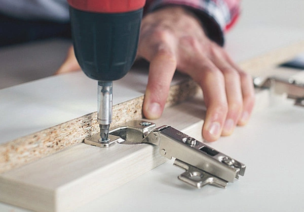 Fijaciones para fabricación de muebles