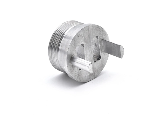Pieza de aluminio mecanizada por CNC