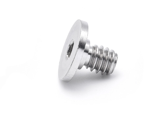 Tornillo escalonado de cabeza de flor de ciruelo