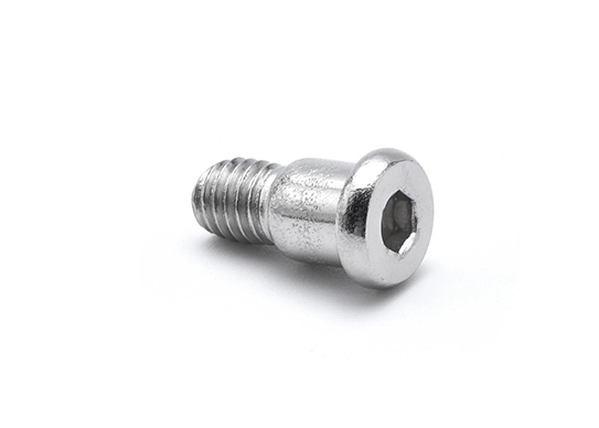 Tornillo de cabeza redonda, rosca media y escalón