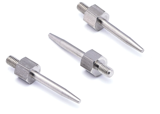 Tornillo de cabeza hexagonal con punta de cola
