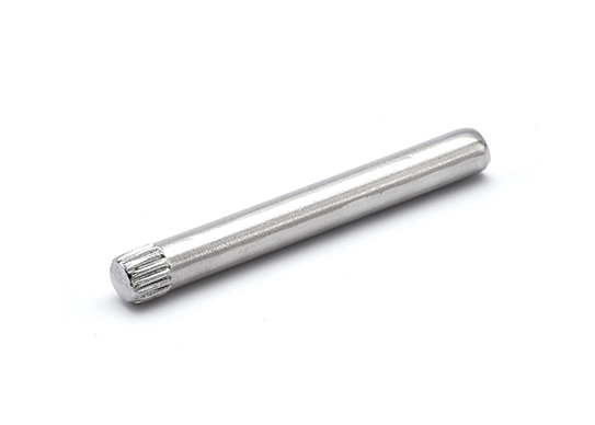 Pasador estriado recto