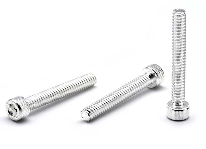 Tornillo de acero inoxidable plateado estándar americano