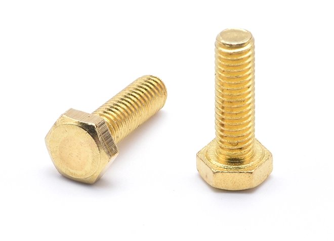Tornillo hexagonal de latón