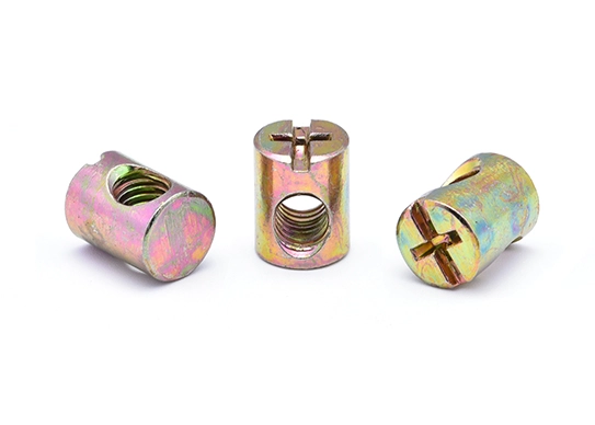 Tuerca para agujero horizontal de muebles